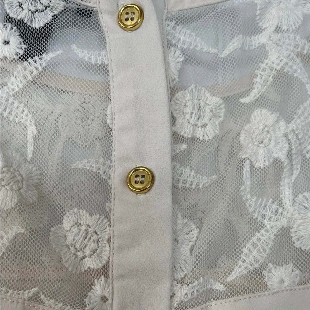 Forever 21 Floral Lace Blouse in Cream - Picture 4 of 4
